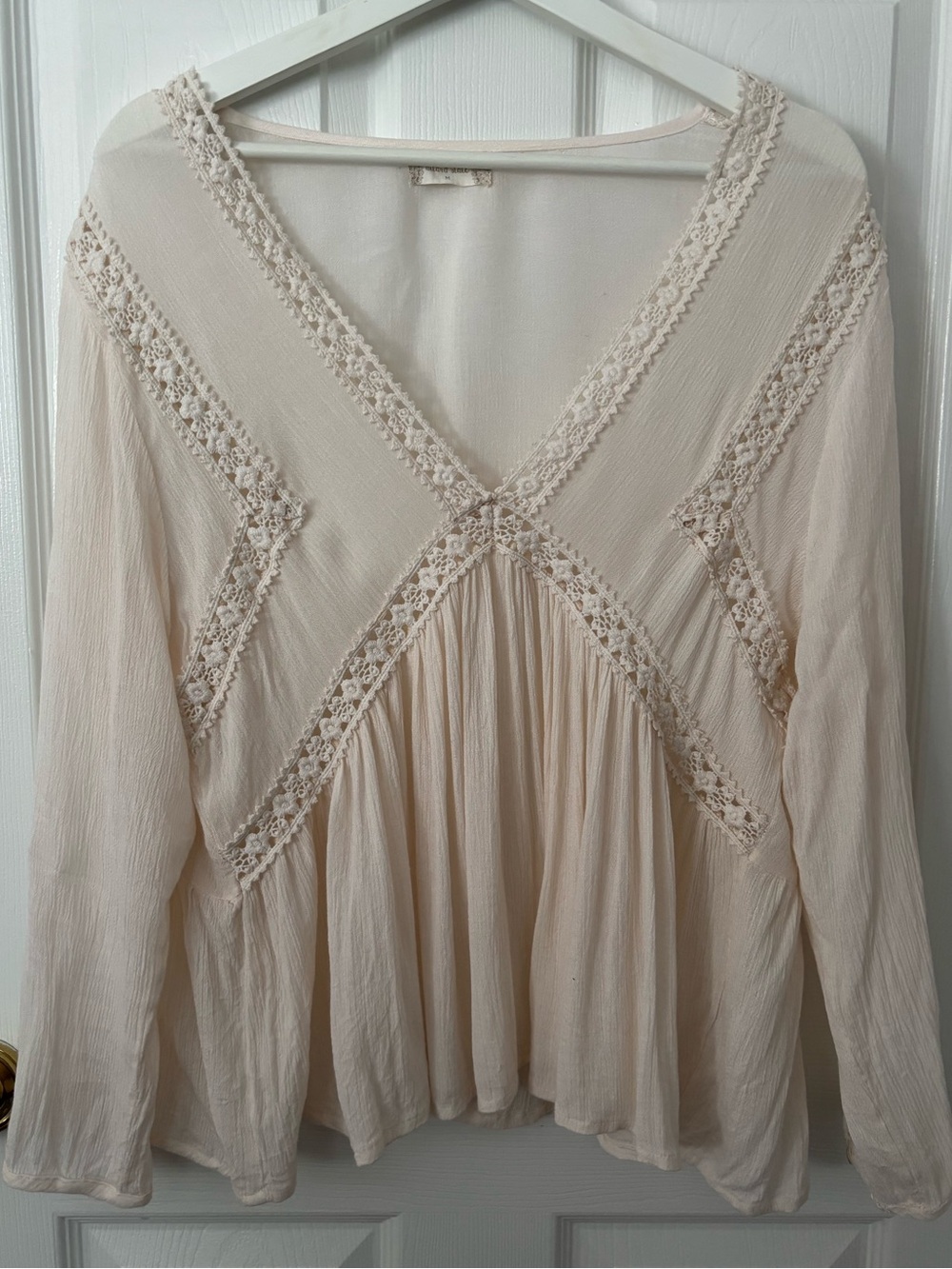 Altar'd State Cream Lace-Accent Peasant Tunic